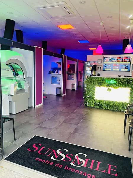 Sun Smile Reims - zone commerciale de Hyper U croix Blandin intérieur Sun Smile Reims - zone commerciale de Hyper U croix Blandin